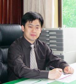 戚万学 戚万学