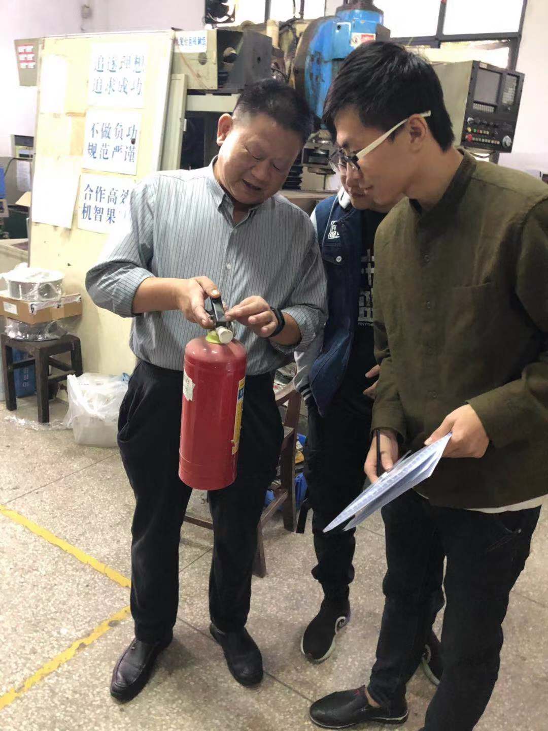 不忘初心、牢记使命 不忘初心、牢记使命