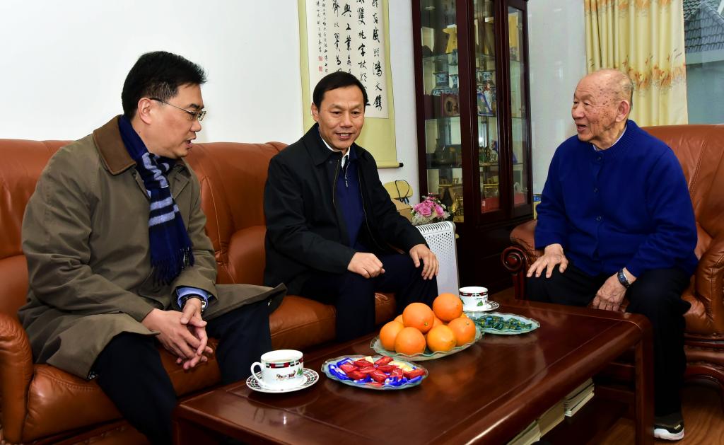 看望慰问院士 看望慰问院士