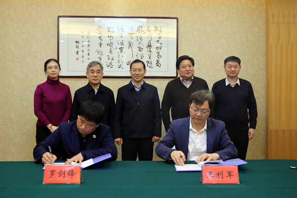 校领导带队赴京、冀对接校企、校地战略合作 校领导带队赴京、冀对接校企、校地战略合作