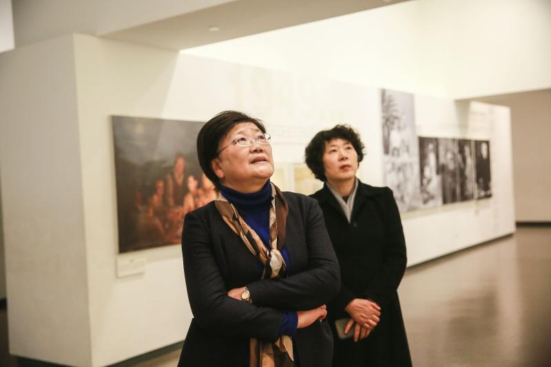 中国科协副主席郑晓静参观钱学森图书馆 中国科协副主席郑晓静参观钱学森图书馆