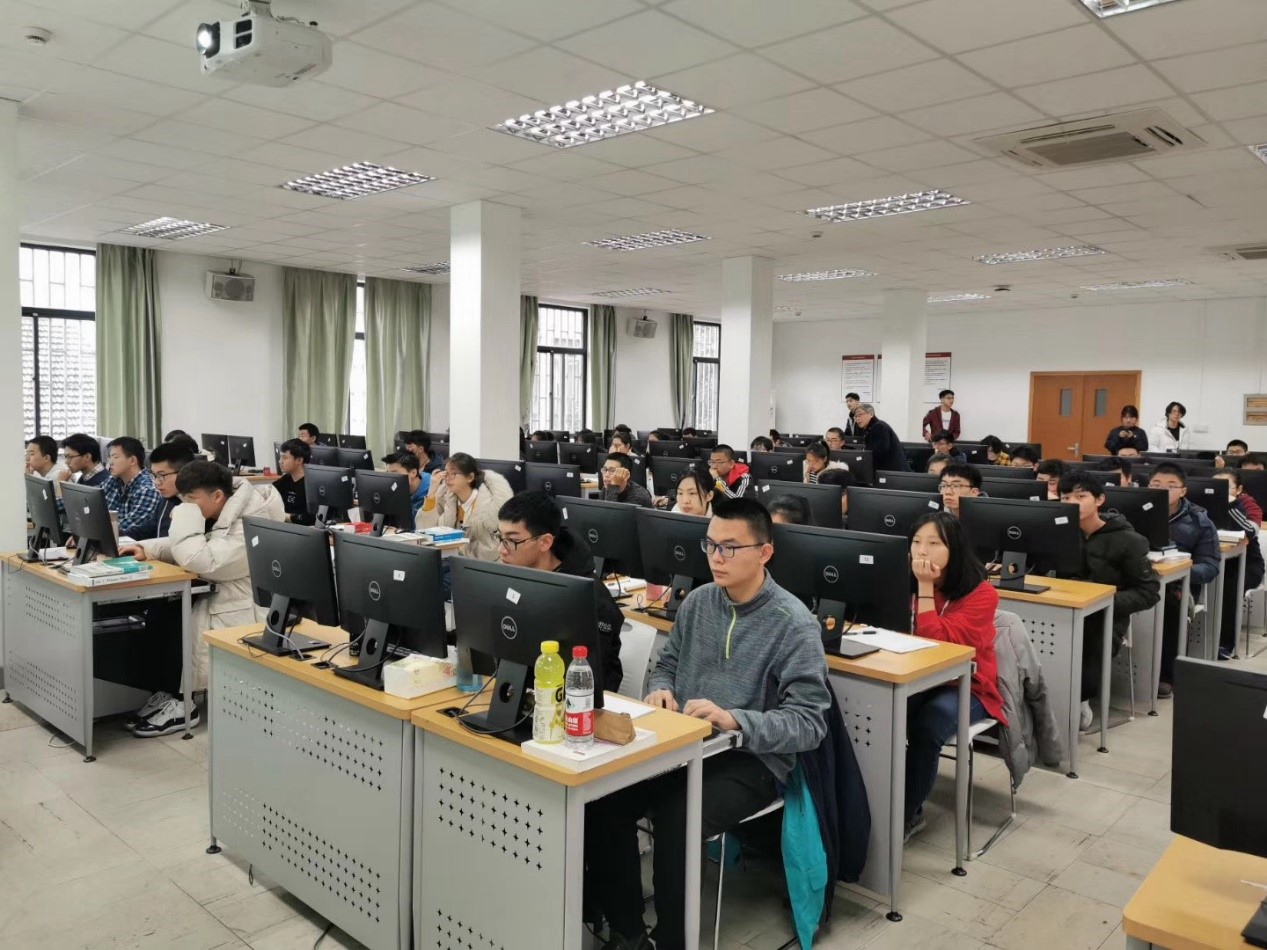 2019级新生编程能力测试顺利举办 2019级新生编程能力测试顺利举办