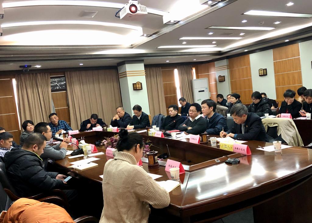 学校召开加强医院医疗安全座谈会 学校召开加强医院医疗安全座谈会