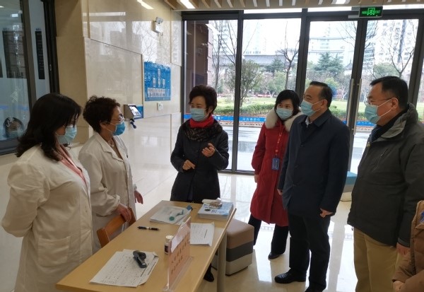 校领导赴枫林校区检查指导疫情防控工作 校领导赴枫林校区检查指导疫情防控工作