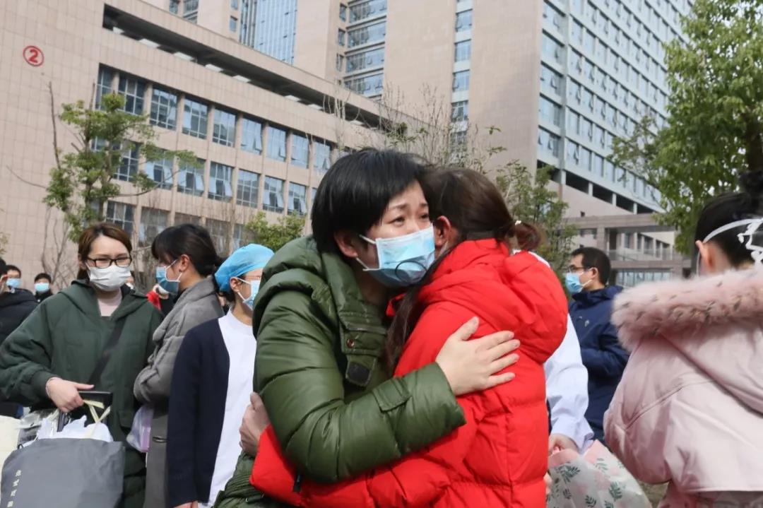 干训网分享:整建制接管1个重症病区!中国科大附一院137名队员驰援武汉! 干训网分享:整建制接管1个重症病区!中国科大附一院137名队员驰援武汉!