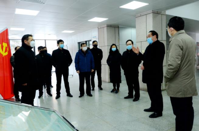 干训网分享:校领导检查指导疫情防控工作并看望慰问一线工作人员