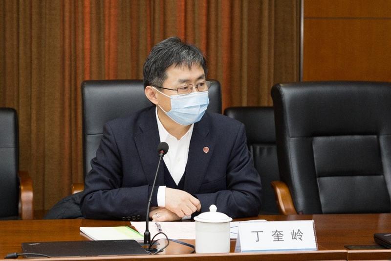 干训网分享:聚力同心抗疫情—中科院上海技物所及智熠公司向上海交大捐赠1000个测温仪 干训网分享:聚力同心抗疫情—中科院上海技物所及智熠公司向上海交大捐赠1000个测温仪