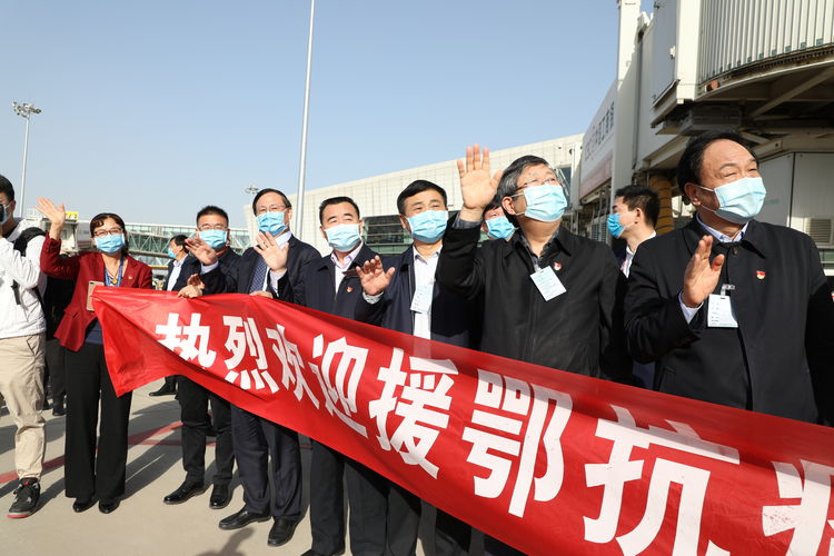 欢迎回家！郑州大学附属医院支援湖北医疗队陆续凯旋归来