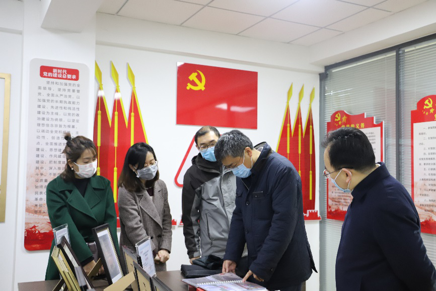 校领导调研党建“双创”建设工作 校领导调研党建“双创”建设工作
